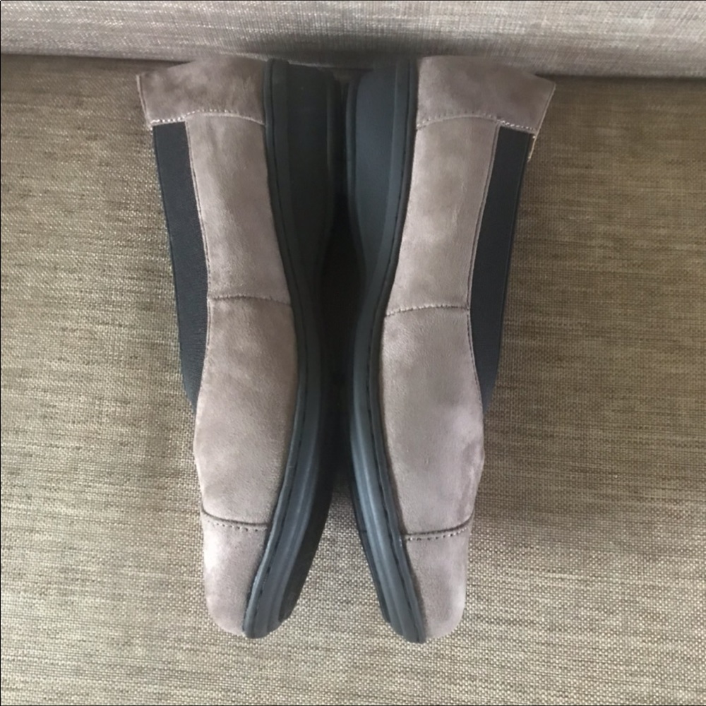 Comfort View Dark Taupe Loafers Non-slip Size 9